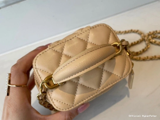 Hyper Peter CASE CHANEL VANITY 0813